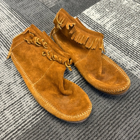 Minnetonka Shoes - Vintage Minnetonka Moccasins Real Leather